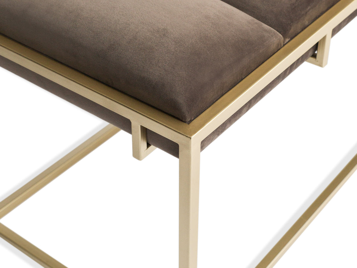 Gold Lush Bench - The Everset
