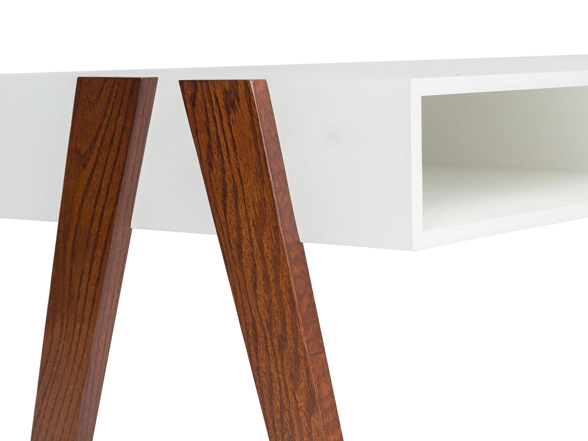 Flexible Storage Console - The Everset